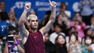 Carlos Alcaraz, tras el susto con su tobillo en su debut en Tokio: "Pasé miedo, no voy a mentir"
