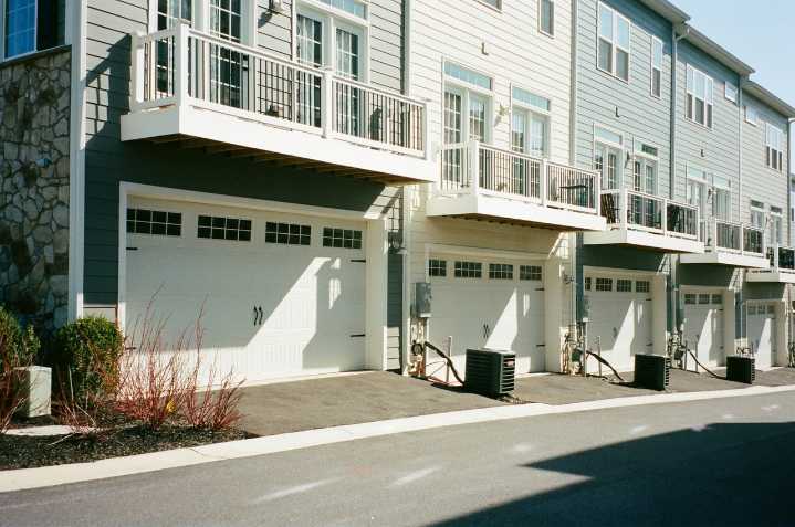 37-Unit Townhome Development Site in Lynnwood Hits the Market as Transit