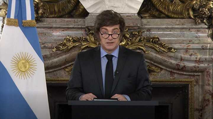 Milei defiende el ajuste fiscal, pero promete concesiones: “Lo peor ya pasó”