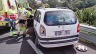 Herido un hombre tras salirse de la vía en la TF