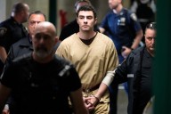 Luigi Mangione death penalty case should be tossed, defense argues