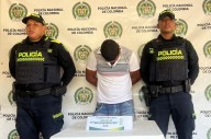 Un hombre golpeó a una mujer, que tenía a un bebé en brazos. La Policía lo capturó en flagrancia