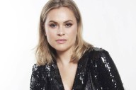 “Por no ir atenta al tránsito”: Formalizarán a influencer Eliana Albasetti por atropellar a conductor en Vitacura