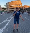 Los ayacuchenses Cristian Denaro y Sergio Loscalzo cubren un evento internacional de fútbol en Italia