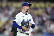 Deadspin | Blake Snell bids to send Dodgers to series sweep of Rockies