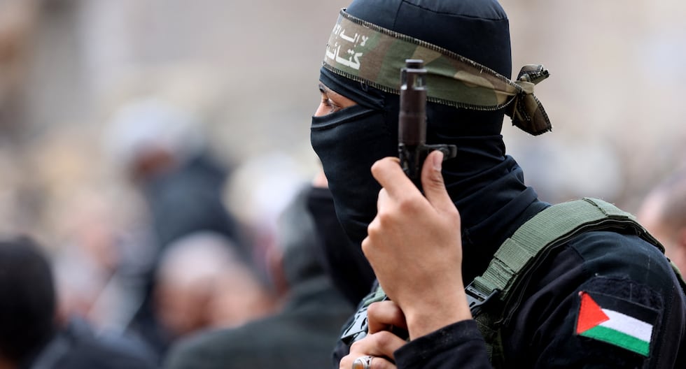 Hamás pide a Israel que retroceda y pare sus bombardeos para rescatar a 2 rehenes en la Ciudad de Gaza | Omri Miran | Matan Angrest 