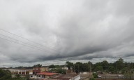 Onda tropical N.°33 traerá fuertes precipitaciones y descargas eléctricas a Venezuela