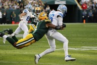 Micah Parsons has a successful debut with the Packers while dealing with a back issue