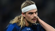 Bailey Smith privately apologises to Geelong Advertiser photographer Alison Wynd after training outburst
