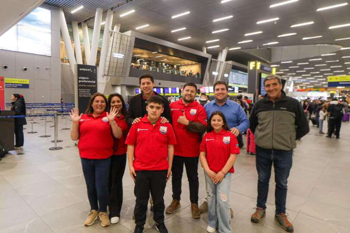 De Boyeruca a Abu Dhabi: Estudiantes vichuqueninos llevan la ciencia chilena al mundo
