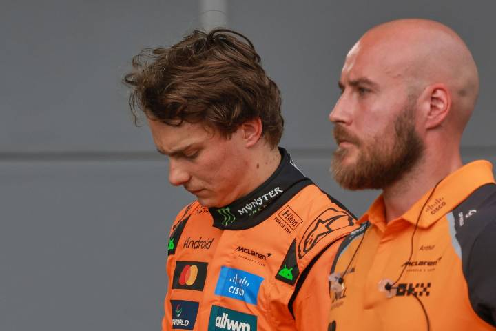 Oscar Piastri has first-lap crash but Lando Norris only seventh in Azerbaijan GP