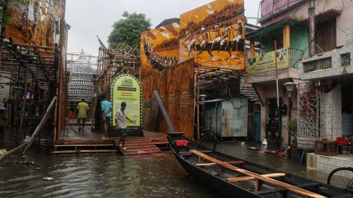 Commuters on way to work, a guard switching generator: 9 die of electrocution amid Kolkata downpour