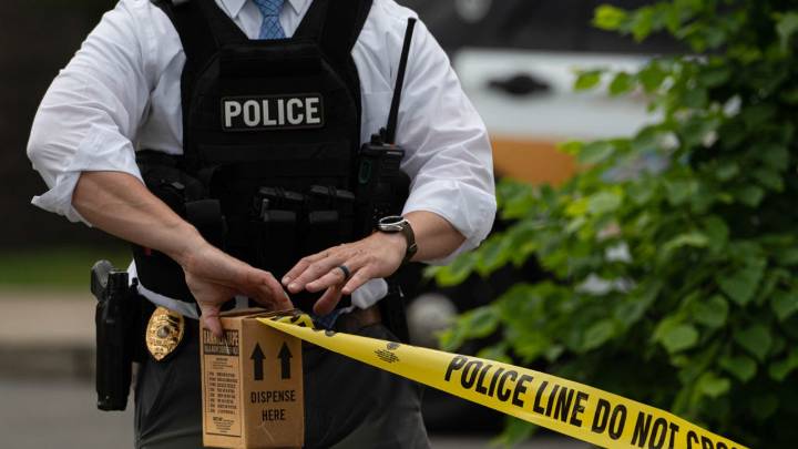 Multiple shot at NH country club; 1 suspect held, 1 sought