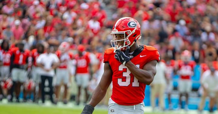 Kyron Jones: From high school running back to starting safety for Georgia