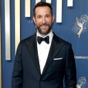Emmys 2025: The Pitt's Noah Wyle Wears Scrubs Tuxedo