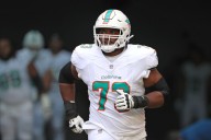 Dolphins place RT Austin Jackson on injured reserve list