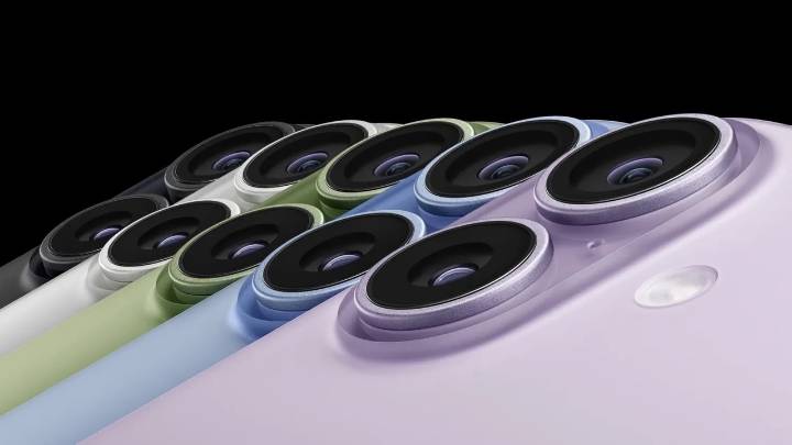 El iPhone 17 está siendo un éxito: Apple tiene que aumentar su producción diaria para poder satisfacer la alta demanda