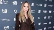 Angelina Jolie Takes a Style Cue From the Olsens