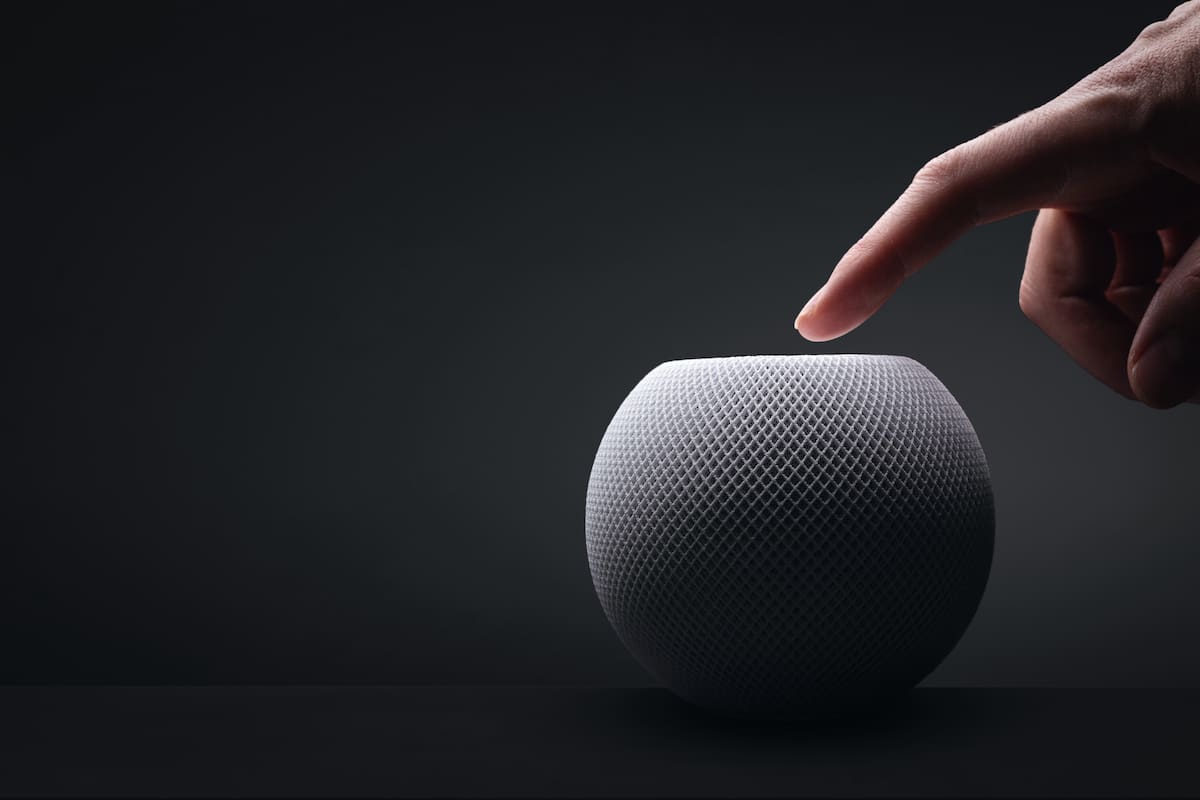 Parlante conectado. OpenAI prepara un dispositivo para que puedas charlar con ChatGPT