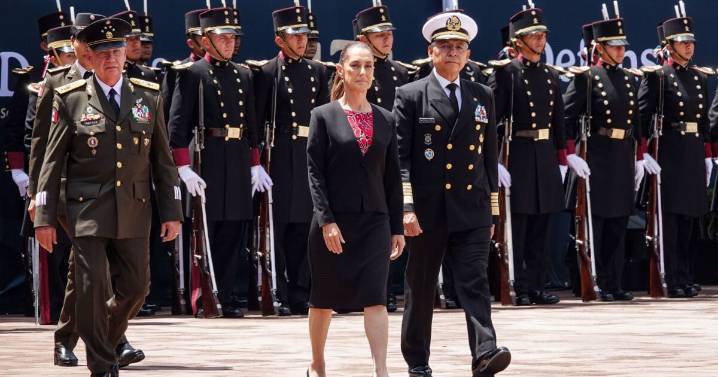 Sheinbaum manda reformas a leyes de Amparo y de Protección Industrial