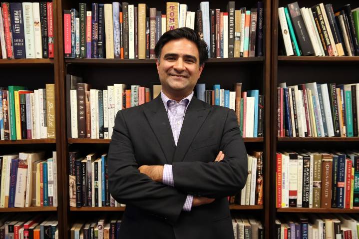 Chicago Humanities Festival president steps down