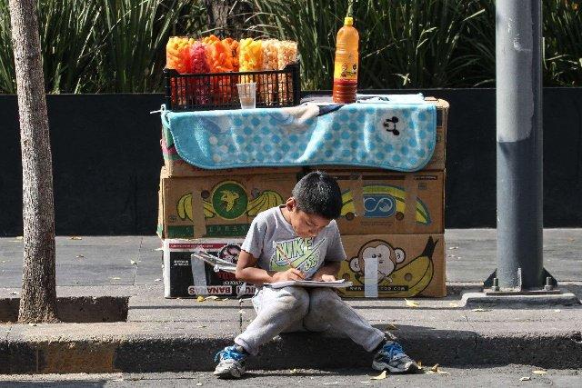 Abandono escolar temprano afecta a estudiantes con discapacidad: informe revela cifras preocupantes