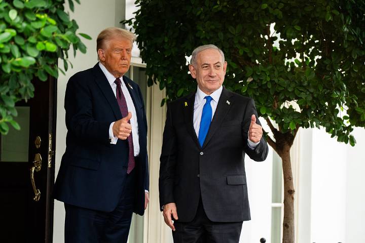 Tony Katz and the Morning News 1st Hr 9/30/25: Dems risking Govt shutdown over illegal alien healthcare. Trump Israel – Gaza peace deal. Weird meeting by Pete Hegseth and the Generals. Comedy festival