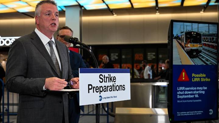 LIRR strike plan: Rush-hour shuttle buses at 3 stations, urge work