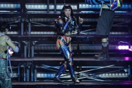 Show futurista. Katy Perry cantó No llores por mi Argentina, subió a dos fans al escenario y bromeó con los brasileños