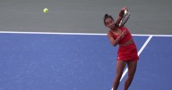 Leylah Fernandez defeats Maria Sakkari at China Open