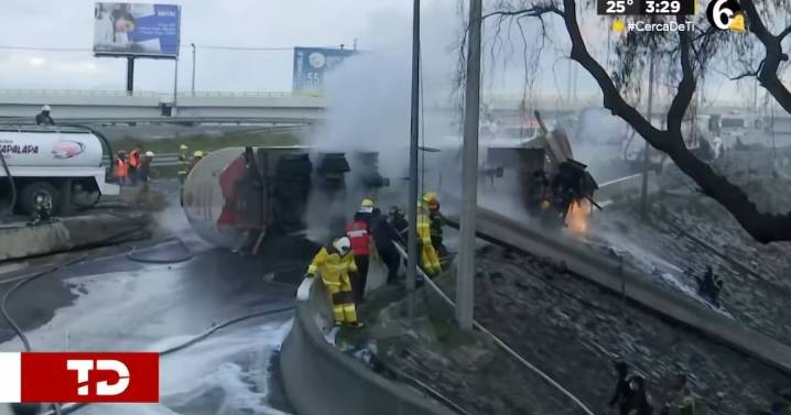 Video: Televisora interrumpe programa de espectáculos para informar explosión de pipa en Iztapalapa