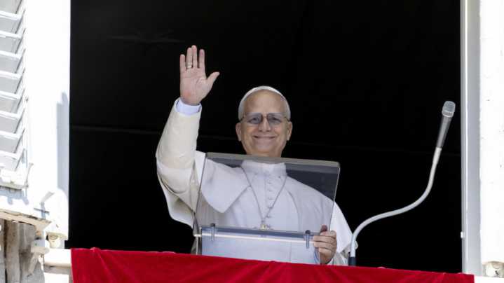 El papa León XIV lamentó “la miseria de pueblos enteros azotados por la guerra”