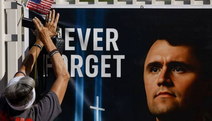 Este domingo se realiza el funeral de Charlie Kirk: asistirá Donald Trump