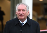 La decisión de los socialistas franceses de tumbar el Gobierno de Bayrou "es irrevocable"
