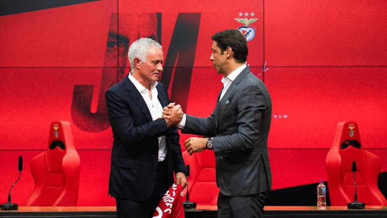 José Mourinho es el nuevo entrenador del Benfica
