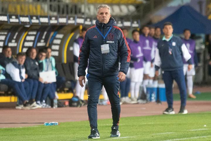 VIDEO. Gustavo Álvarez no quiere relajo en la U pese a la histórica clasificación en Copa Sudamericana: “El domingo tenemos que volver a ganar”