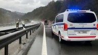 Dos jóvenes muertos en un accidente de tráfico al volcar su vehículo en Okondo (Álava)