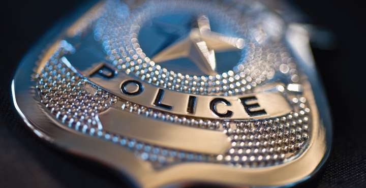 Washington Convicted Felon Allegedly Impersonated Police Officer And Responded To Emergency Calls