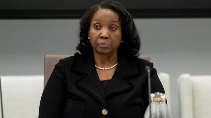 Justice Department probes mortgage fraud claims against Lisa Cook of Federal Reserve, AP source says