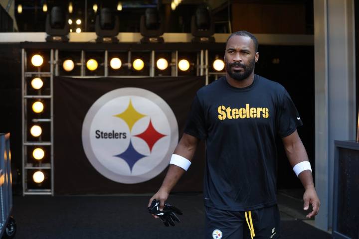 Deadspin | Steelers release veteran WR Robert Woods, reportedly at his request