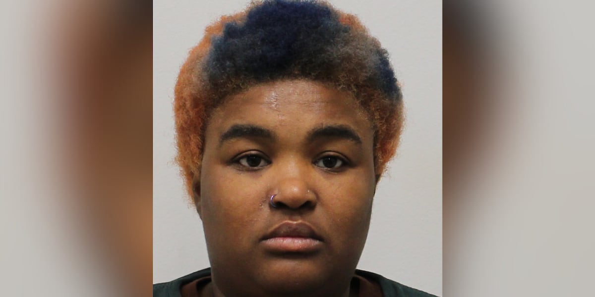 Baton Rouge woman booked on manslaughter charge after deadly attack