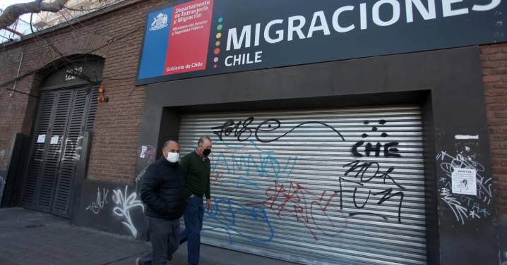 Extranjera intentó apelar al arraigo familiar y laboral tras ser expulsada de Chile por tráfico de drogas: Suprema rechazó