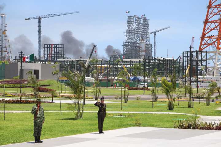 Pemex se encamina a su mayor déficit fiscal en 87 años