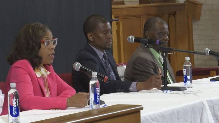 Forum held for 19th Judicial District Court judge candidates