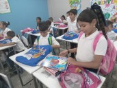 Más de 300 mil estudiantes inician clases en Bolívar