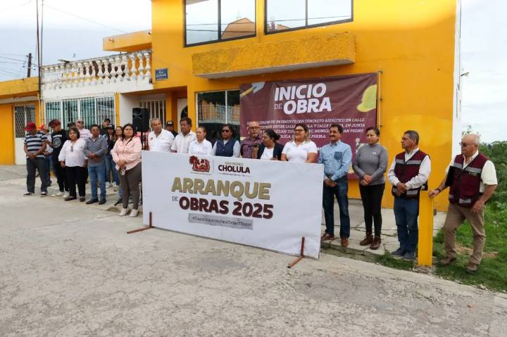Gobierno de Tonantzin Fernández continúa rehabilitando vialidades en todo San Pedro Cholula