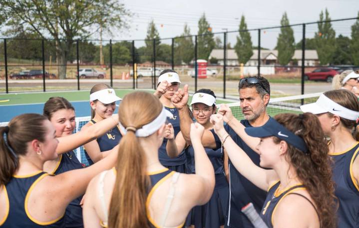 Mars Area debuts new tennis courts