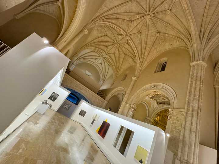 De la pintura a la escultura abstracta: las principales obras de Torner en museos y al aire libre