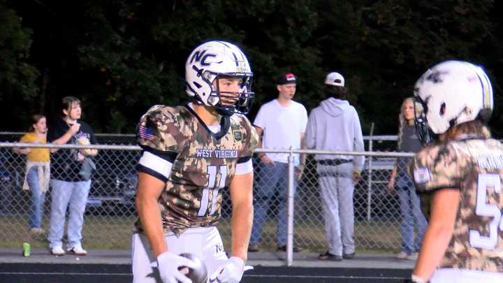 Nash rushes for 482 yards & 7 TDs as Nicholas defeats Lincoln, 63