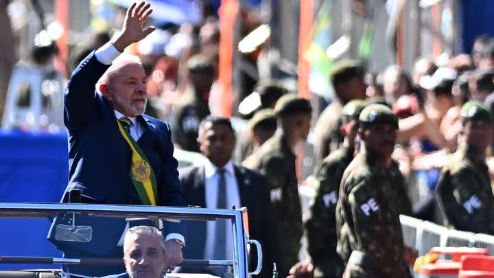 Lula encabezó el acto por el Día de la Independencia